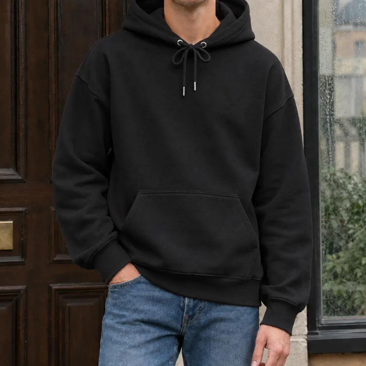 Jocelyn Relaxed Hoodie in Black
